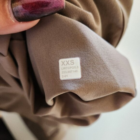 Lululemon Cinchable Waist High Rise Woven Shorts 3.5" Nomad Womens XXS - Picture 7 of 8